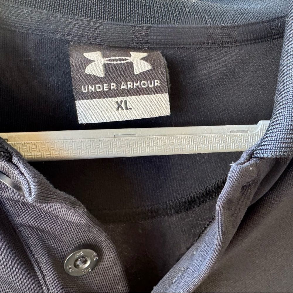 Men’s Under Armour Black Polo Size XL - Picture 5 of 8